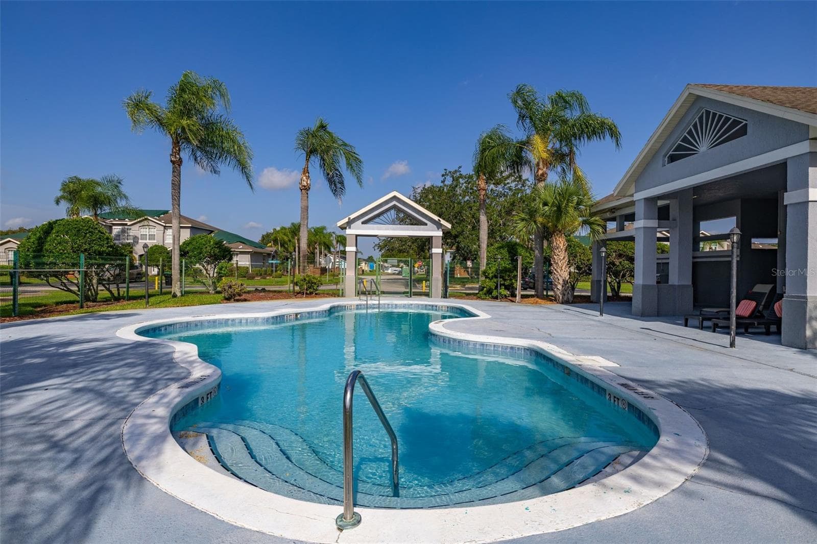 Townhouse at 13304 SUMMERTON DR, ORLANDO, photo 52 of 54