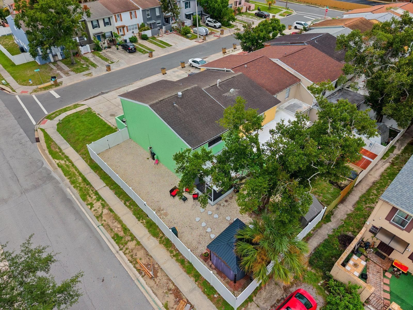 Townhouse at 5220 BLANE DR, TEMPLE TERRACE, photo 3 of 29