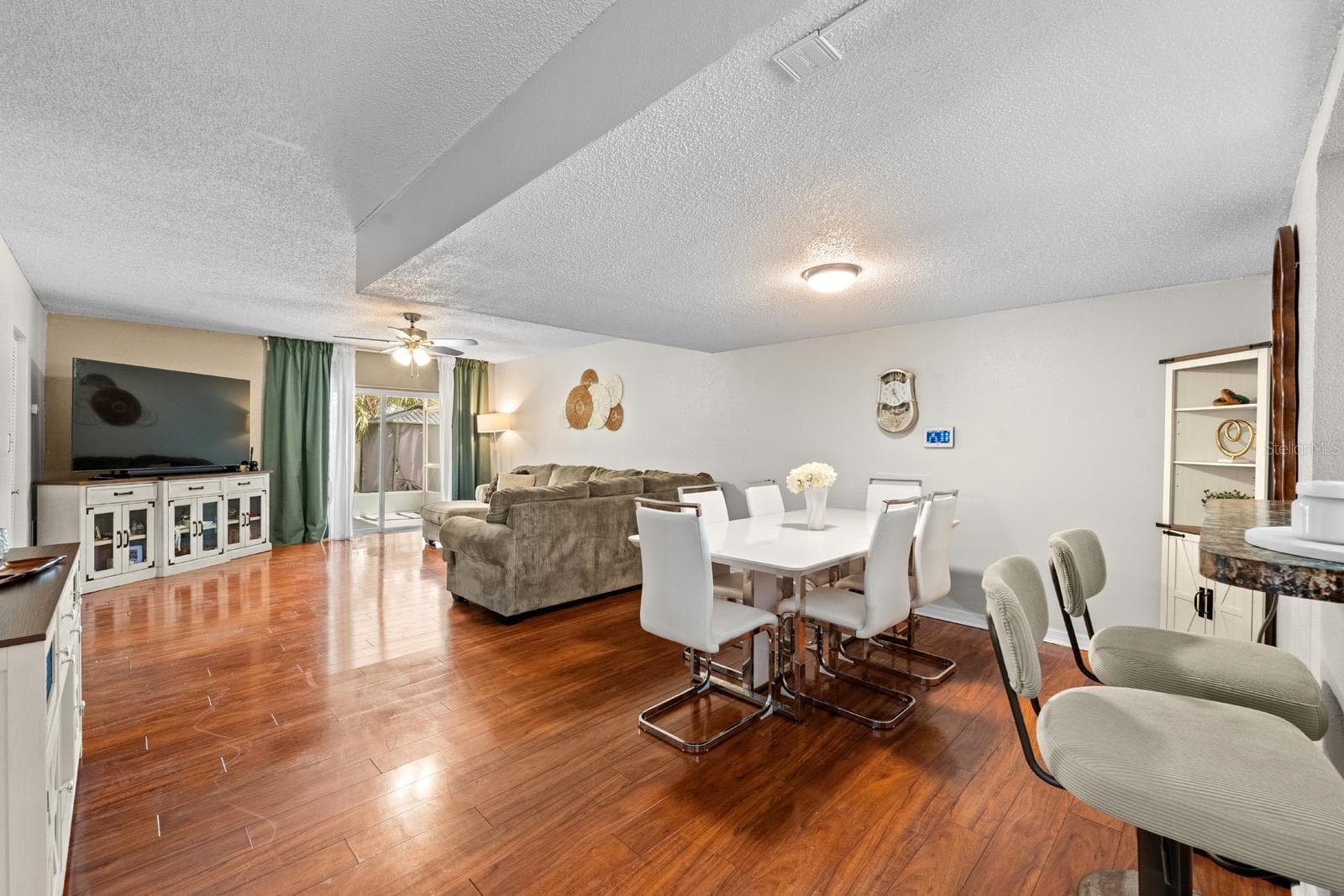 Townhouse at 5220 BLANE DR, TEMPLE TERRACE, photo 10 of 29
