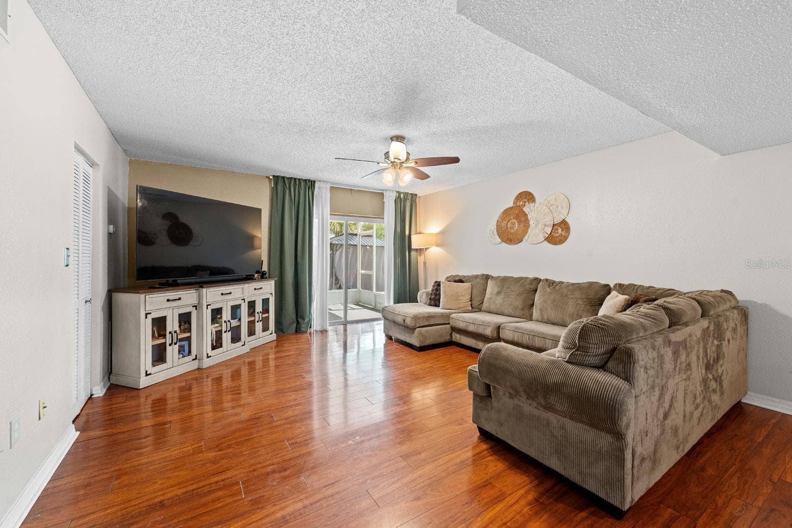 Townhouse at 5220 BLANE DR, TEMPLE TERRACE, photo 12 of 29