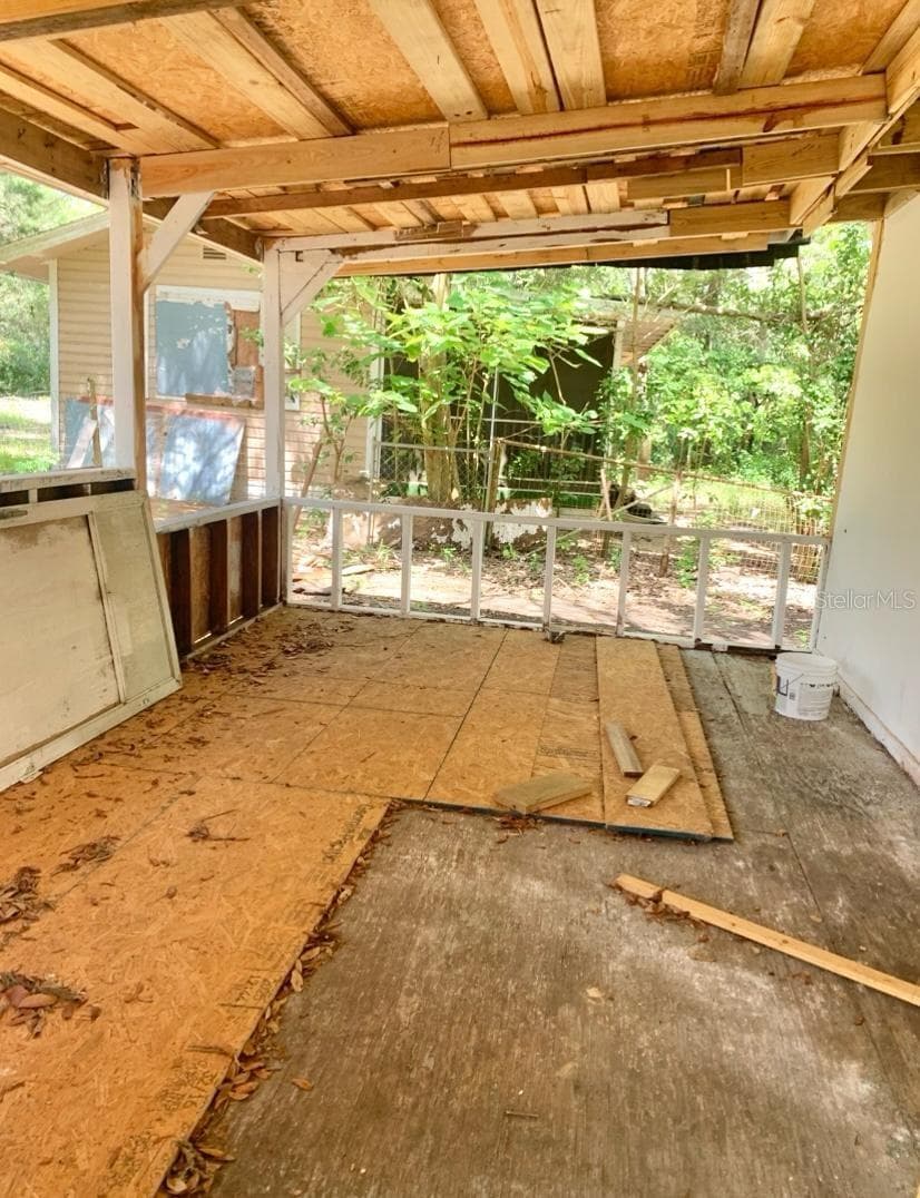 Single Family Residence at 17273 NE 37TH ST, SILVER SPRINGS, photo 6 of 15
