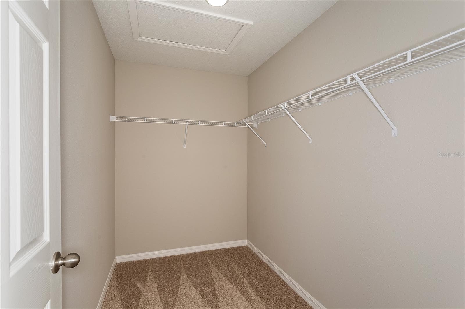 Single Family Residence at 9092 BELLEVIEW FOREST PASS, DADE CITY, photo 7 of 30