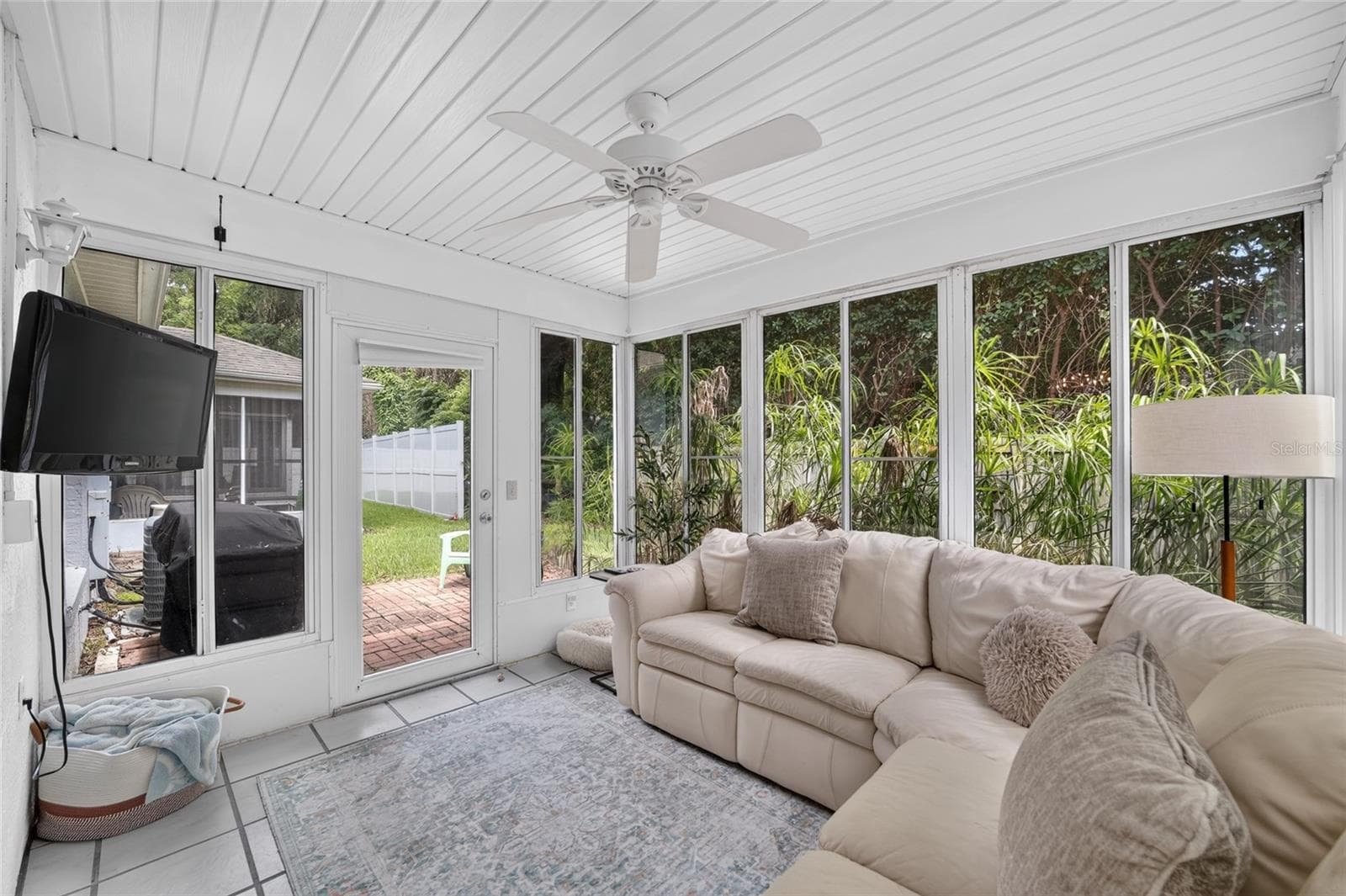 Single Family Residence at 2429 SE 18TH CIR, OCALA, photo 5 of 45