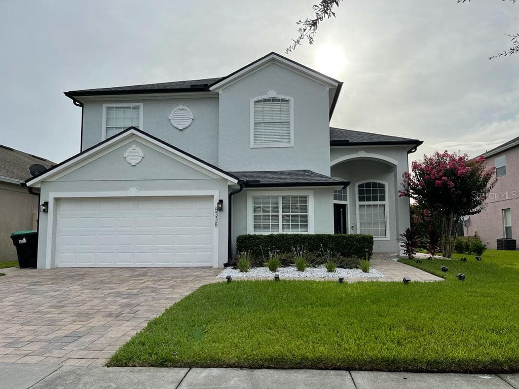 5338 LOS PALMA VISTA DR