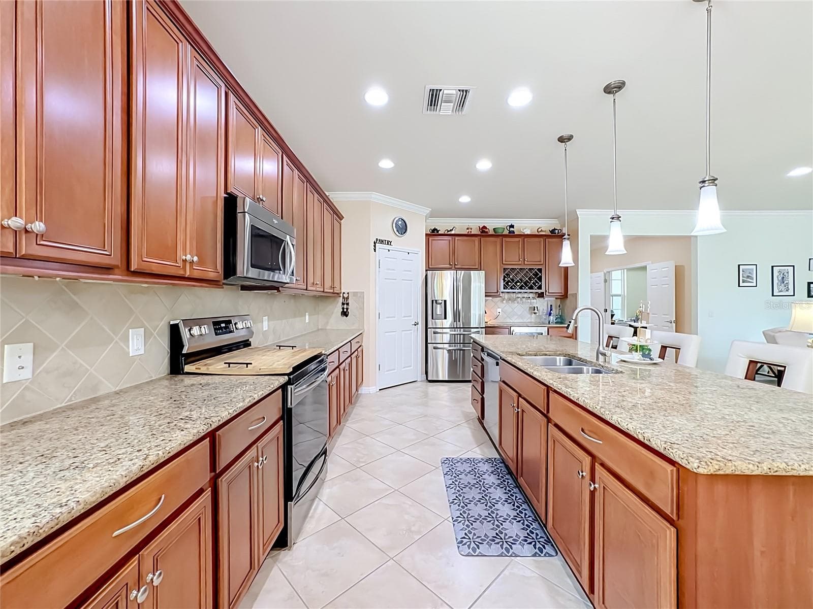 Abundant Cabinetry and Generous Counter Space - 6149 ABACO DR, SARASOTA