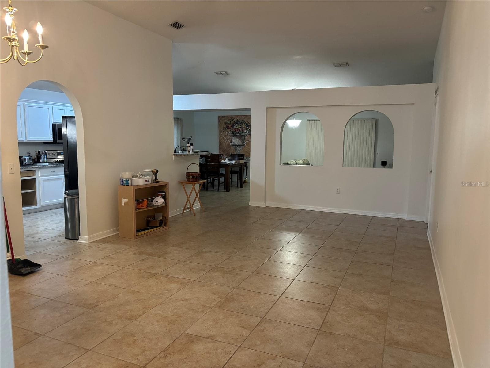 Single Family Residence at 304 MARION OAKS TRL, OCALA, photo 10 of 41