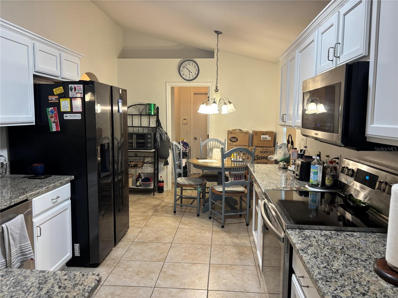 Single Family Residence at 304 MARION OAKS TRL, OCALA, photo 5 of 41