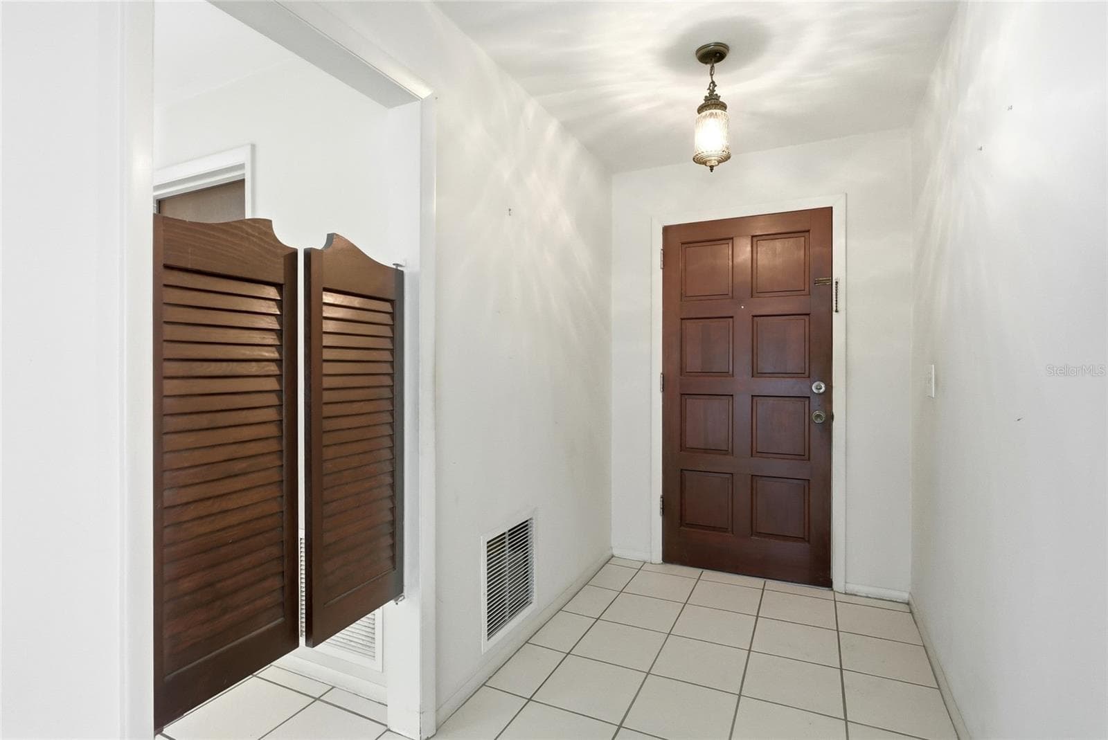 Single Family Residence at 2703 TIERRA CIR, WINTER PARK, photo 5 of 54