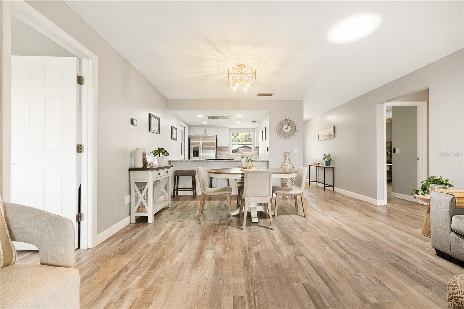 Single Family Residence at 38 LAUREL OAKS CIR, ORMOND BEACH, photo 10 of 27