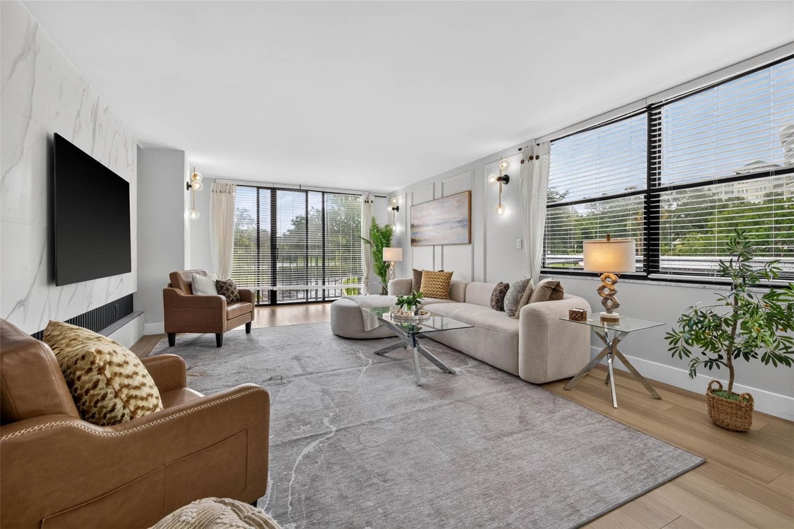 Living Room - 100 OAKMONT LN #204, BELLEAIR
