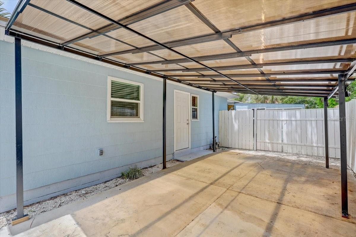 Carport - 2901 DR MARTIN LUTHER KING JR ST S, ST PETERSBURG