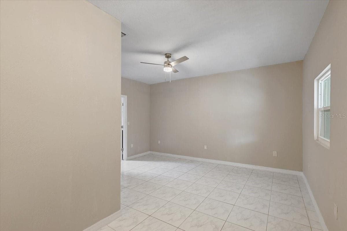 Guest bedroom 3 or could easier double as a large second living area - 2901 DR MARTIN LUTHER KING JR ST S, ST PETERSBURG