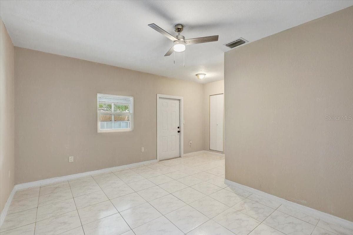 Guest bedroom 3 or could easier double as a large second living area - 2901 DR MARTIN LUTHER KING JR ST S, ST PETERSBURG