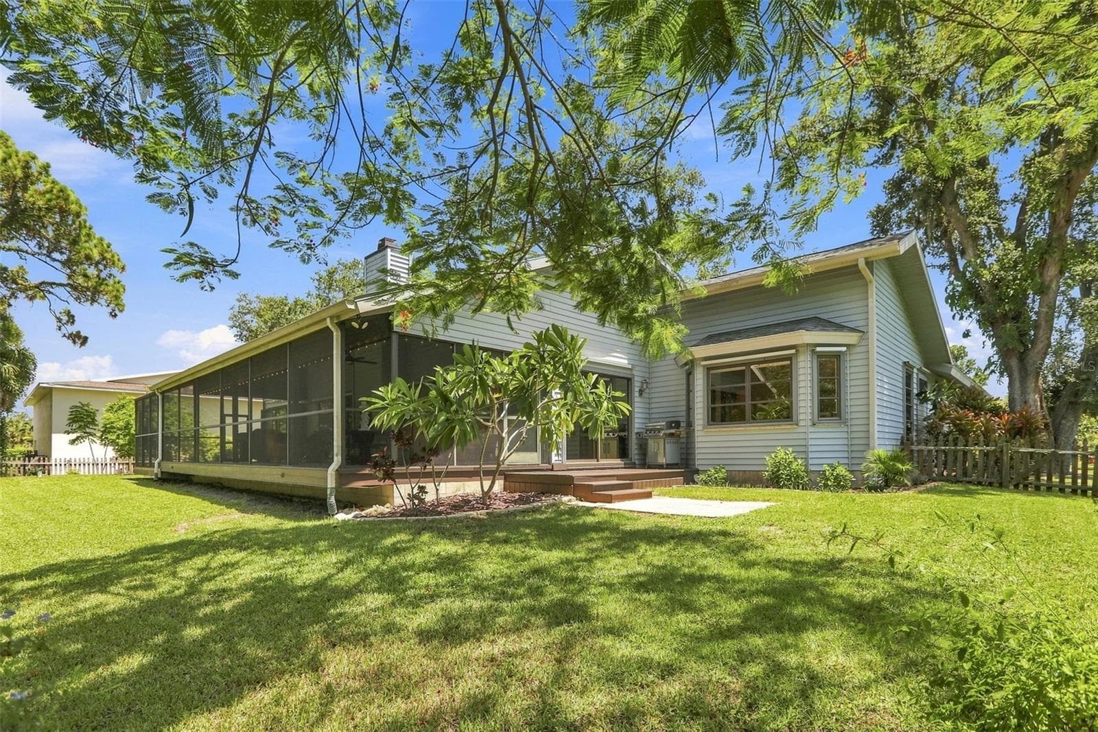 Single Family Residence at 881 PINTO CIR, NOKOMIS, photo 4 of 27