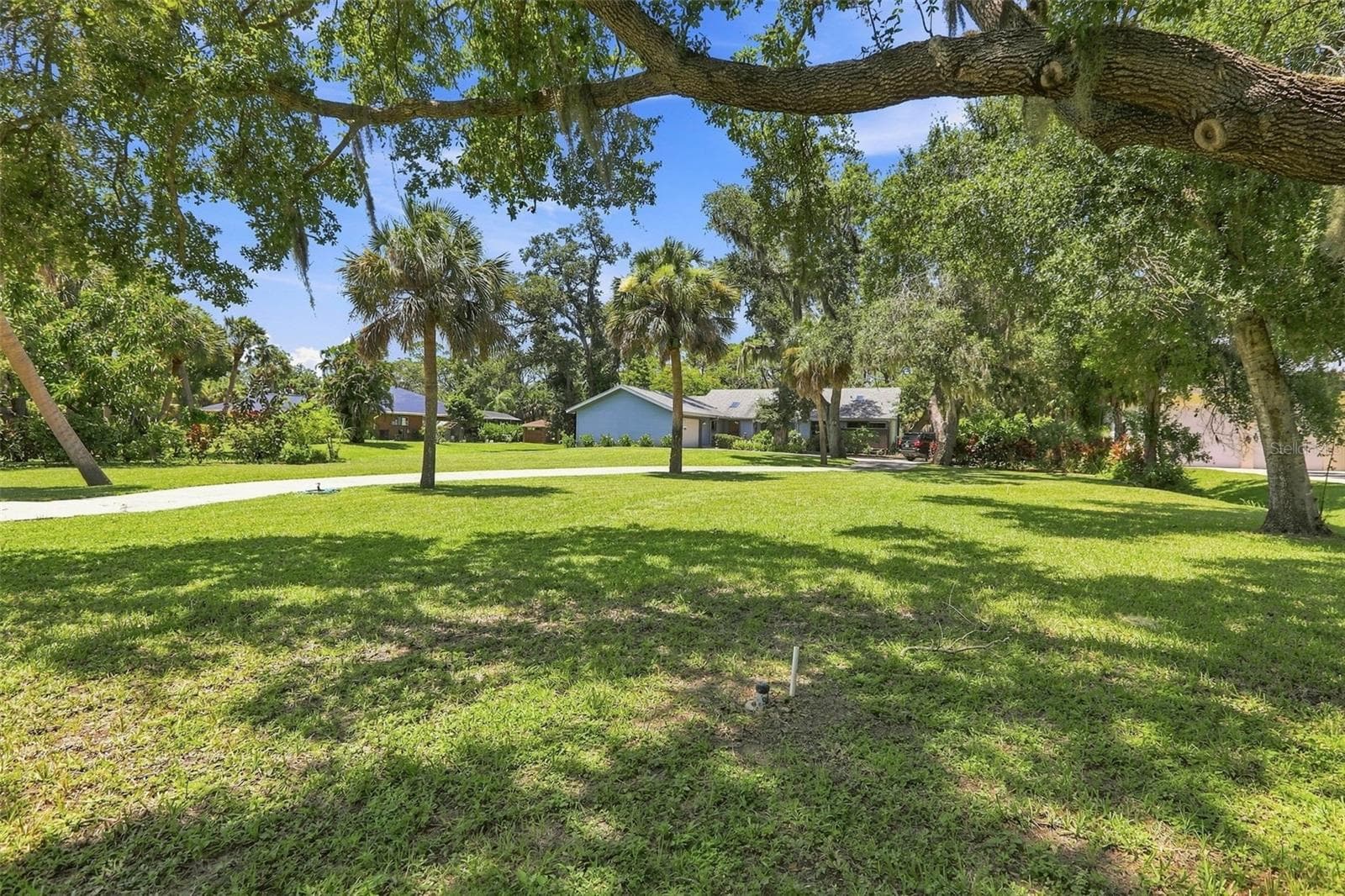 Single Family Residence at 881 PINTO CIR, NOKOMIS, photo 5 of 27