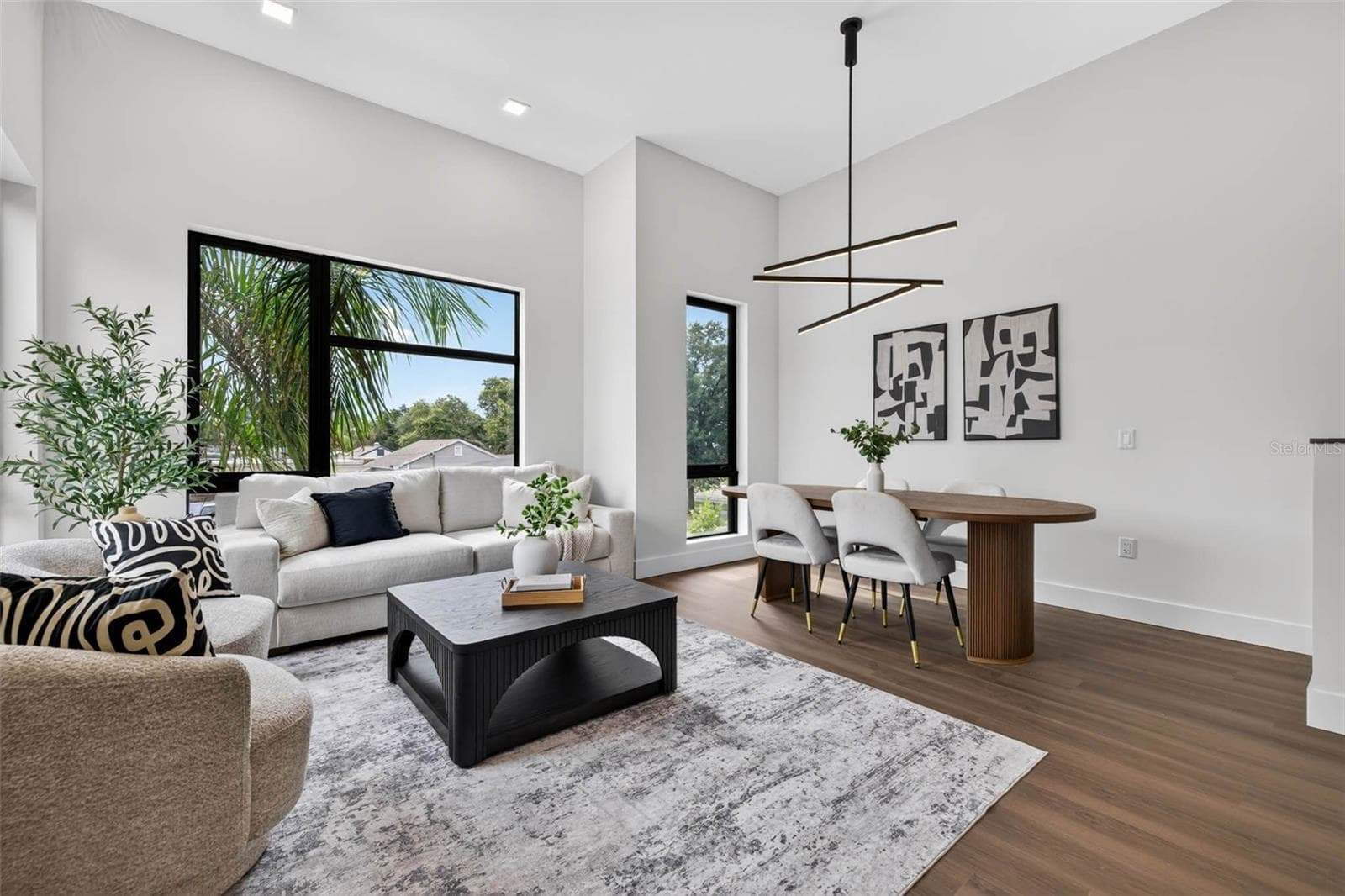 Townhouse at 108 36TH ST N, ST PETERSBURG, photo 16 of 33