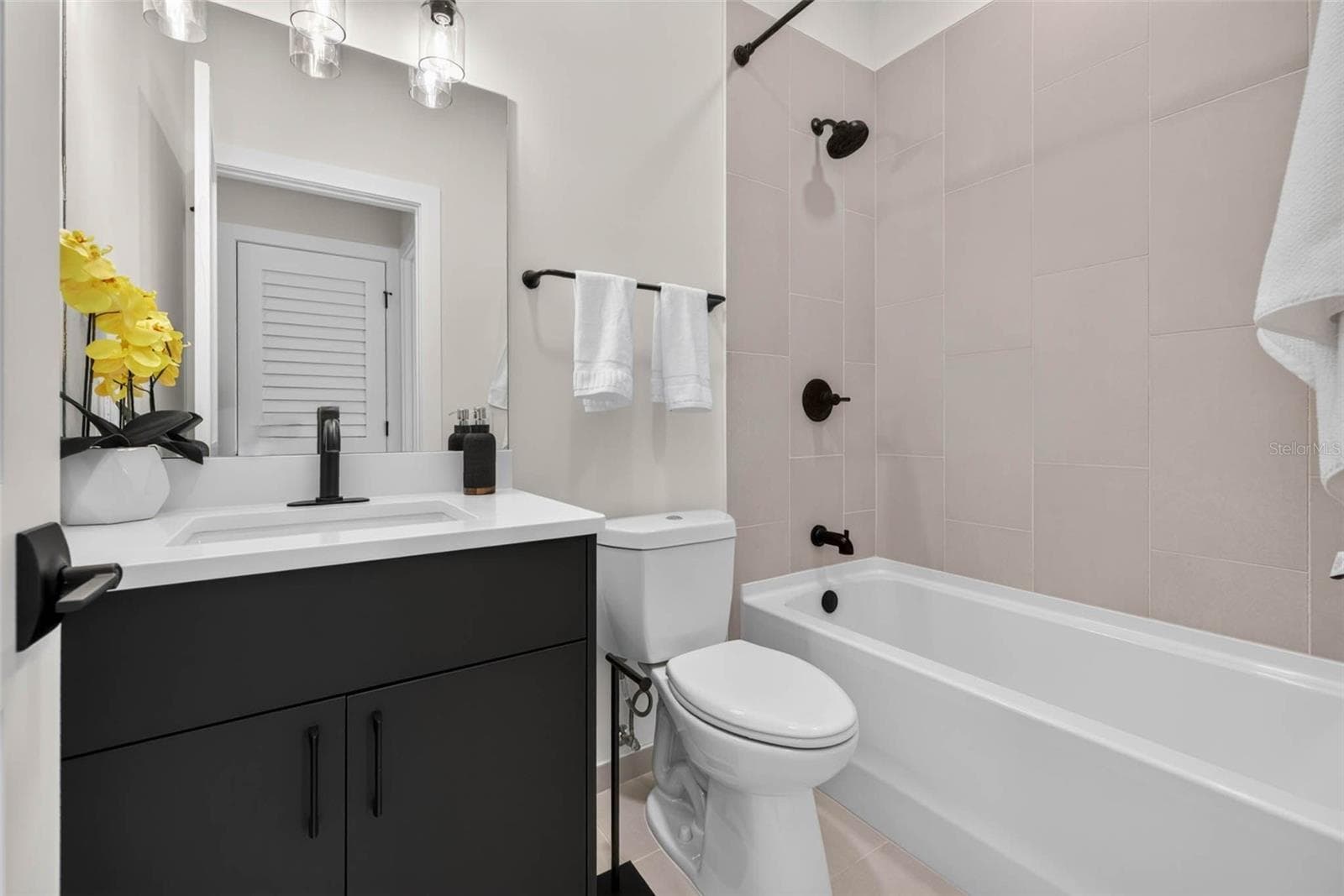 Townhouse at 3601 1ST AVE N, ST PETERSBURG, photo 23 of 32