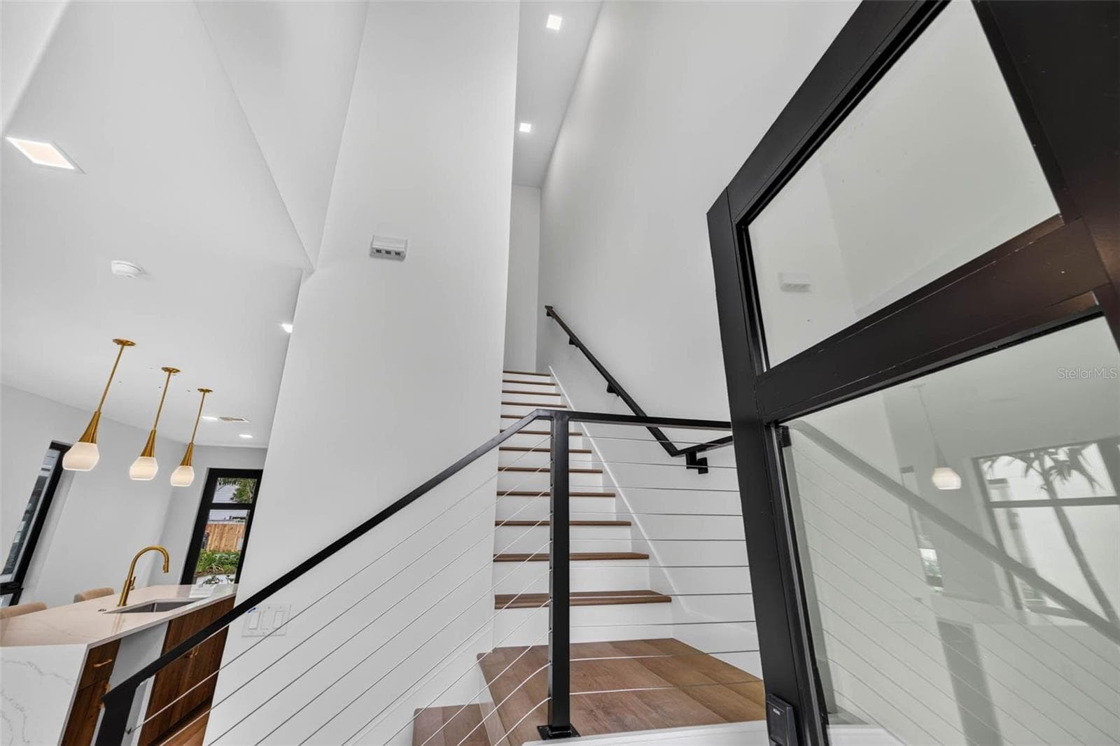 Townhouse at 3603 1ST AVE N, ST PETERSBURG, photo 4 of 27