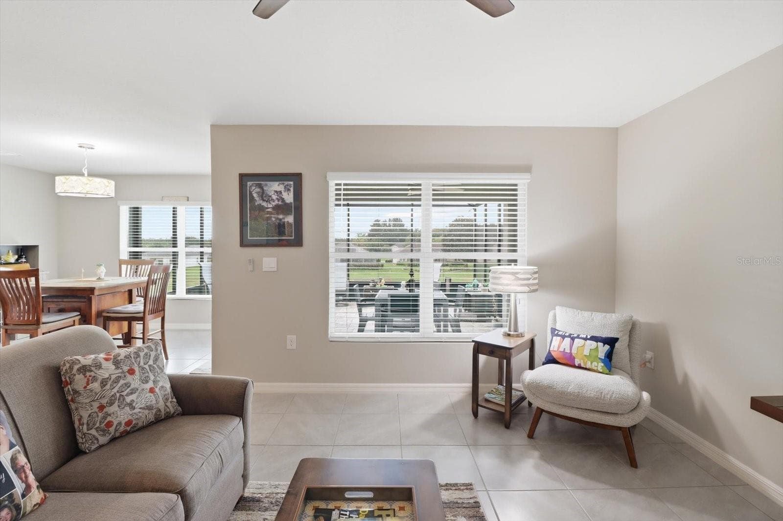 Single Family Residence at 410 W PUTTING GREEN CT, BEVERLY HILLS, photo 21 of 50