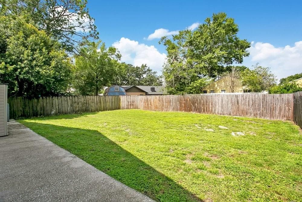 Single Family Residence at 3127 BIRMINGHAM BLVD, ORLANDO, photo 27 of 38