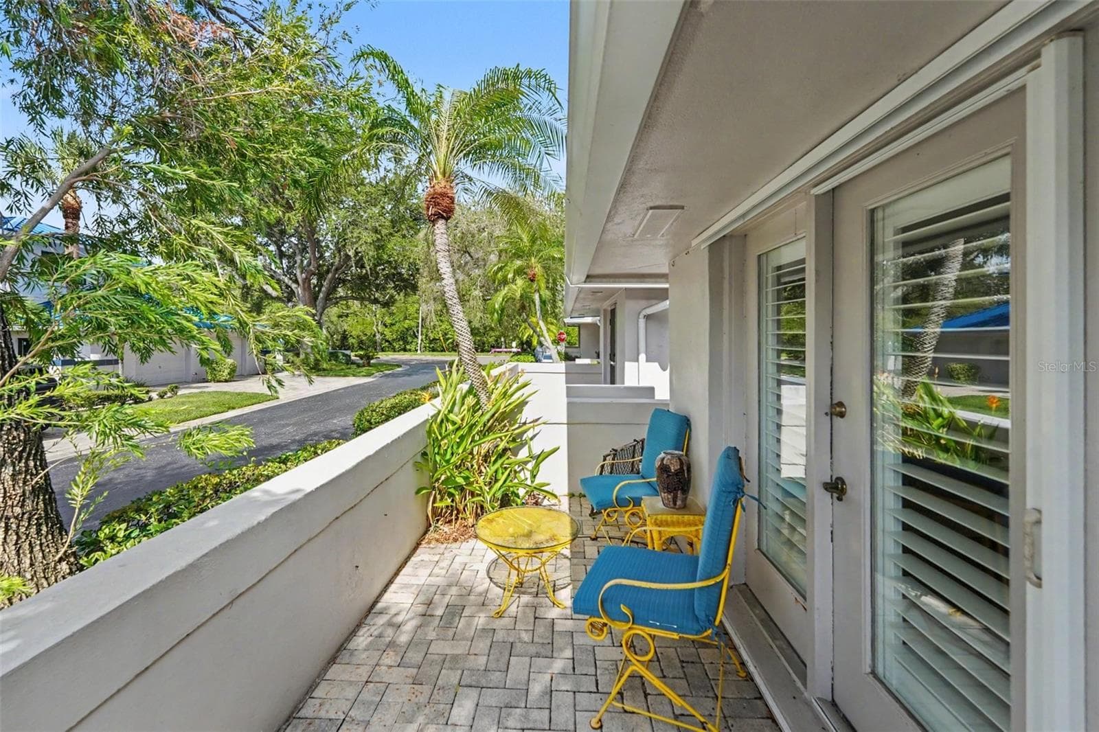 Townhouse at 1683 WATERMARK CIR NE, ST PETERSBURG, photo 2 of 46