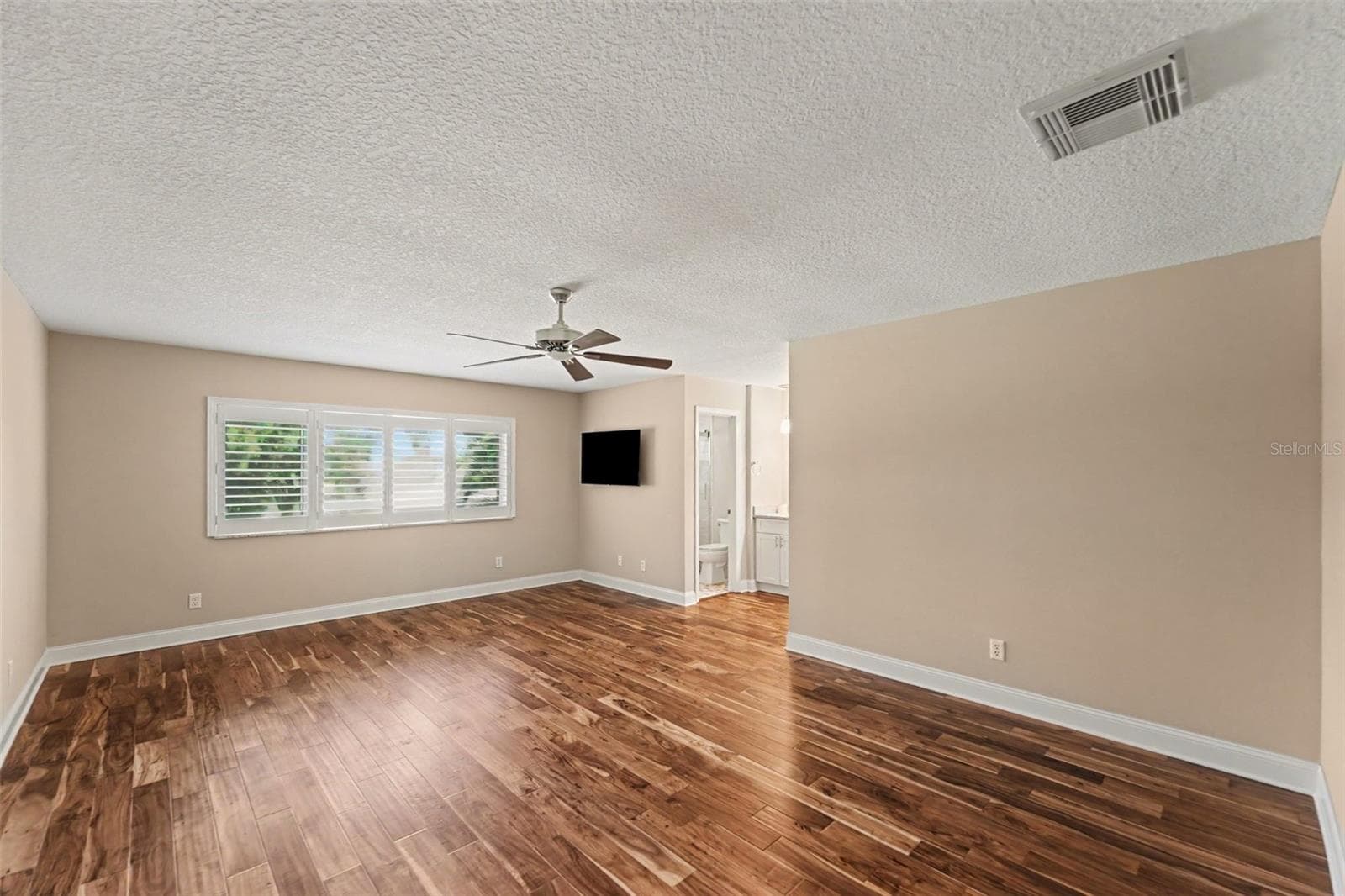 Townhouse at 1683 WATERMARK CIR NE, ST PETERSBURG, photo 14 of 46