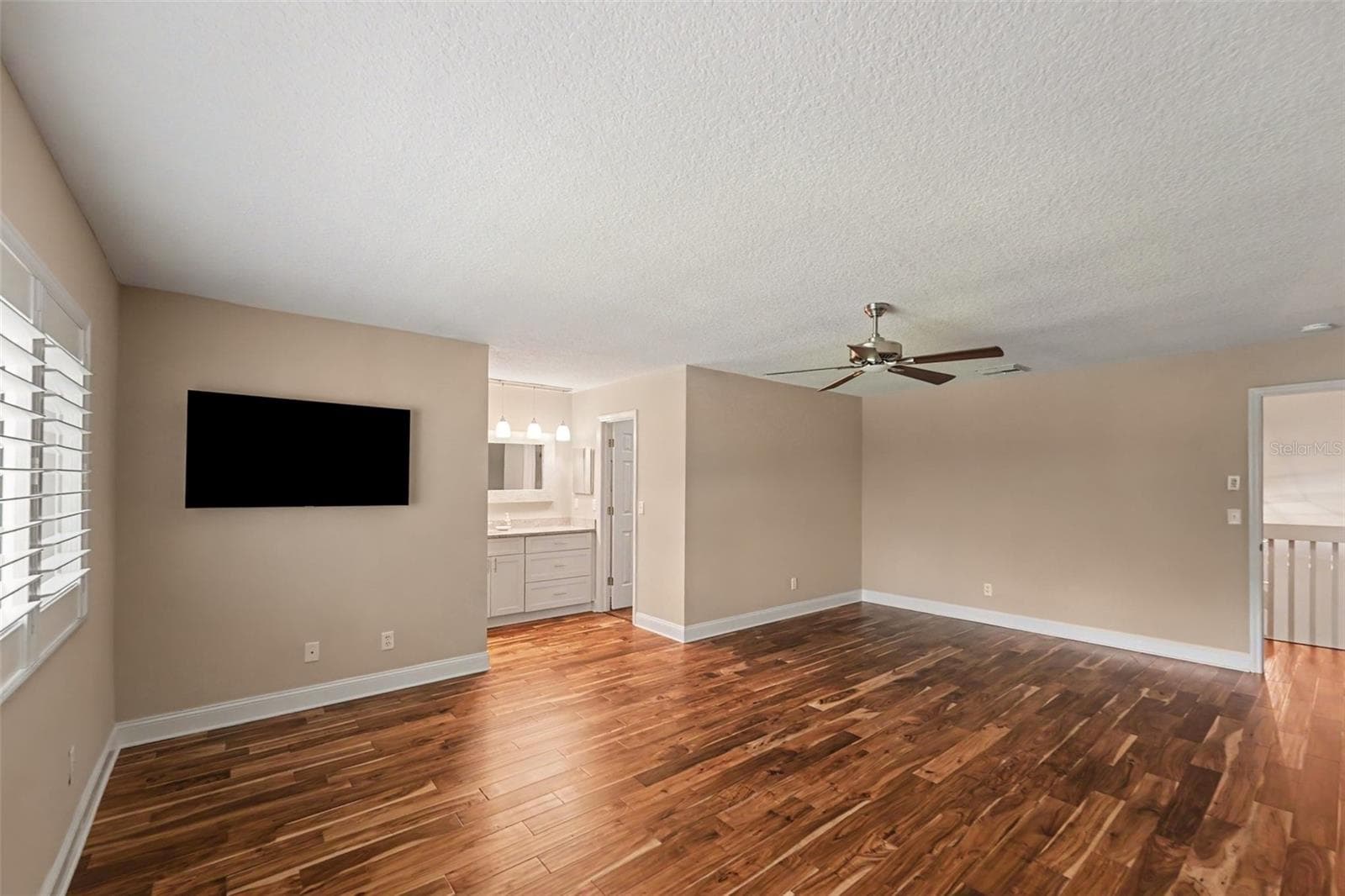 Townhouse at 1683 WATERMARK CIR NE, ST PETERSBURG, photo 15 of 46
