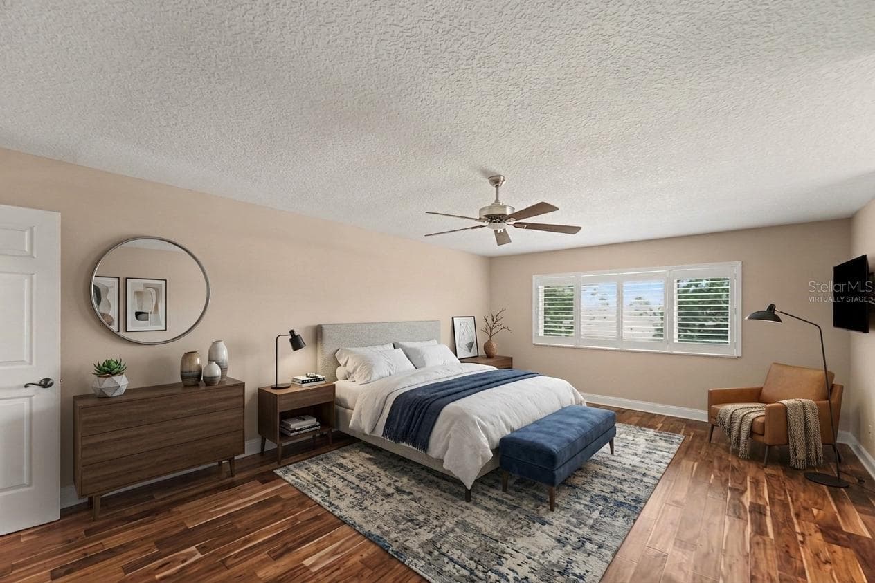 Virtually Staged - 1683 WATERMARK CIR NE, ST PETERSBURG