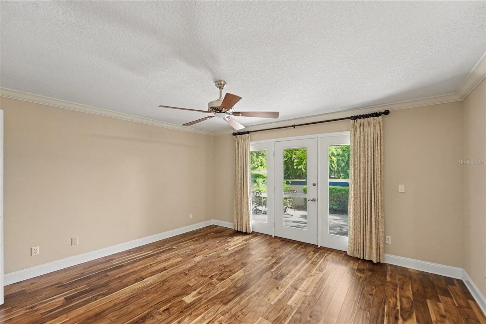 Townhouse at 1683 WATERMARK CIR NE, ST PETERSBURG, photo 23 of 46