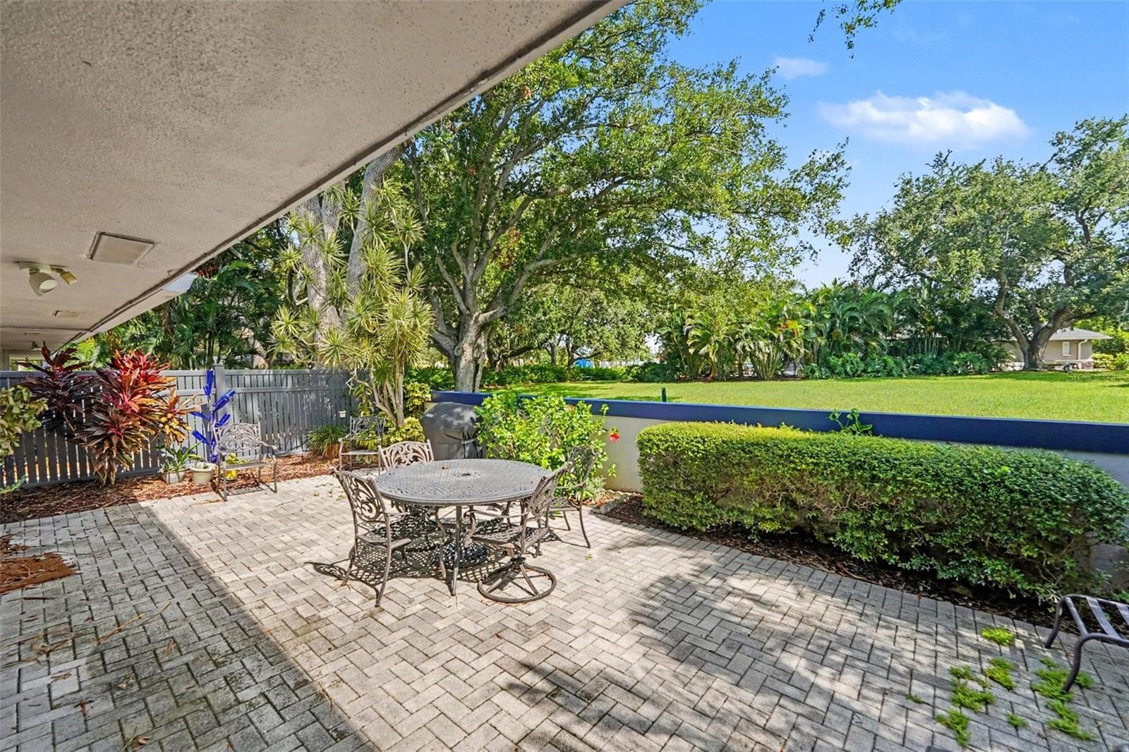 Townhouse at 1683 WATERMARK CIR NE, ST PETERSBURG, photo 35 of 46