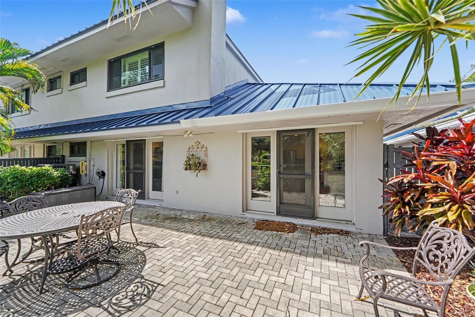 Townhouse at 1683 WATERMARK CIR NE, ST PETERSBURG, photo 37 of 46