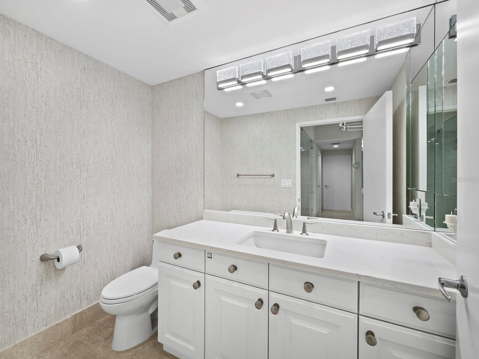 Condominium at 3040 GRAND BAY BLVD #225, LONGBOAT KEY, photo 14 of 55