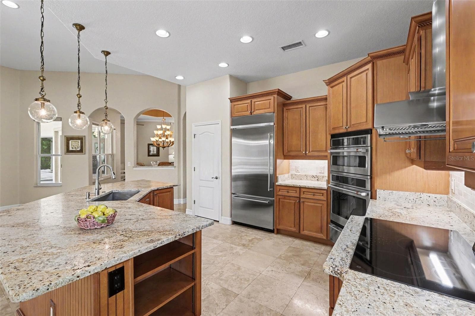 All new appliances and granite counter top 2021 - 2912 HAMPTON PLACE CT, PLANT CITY