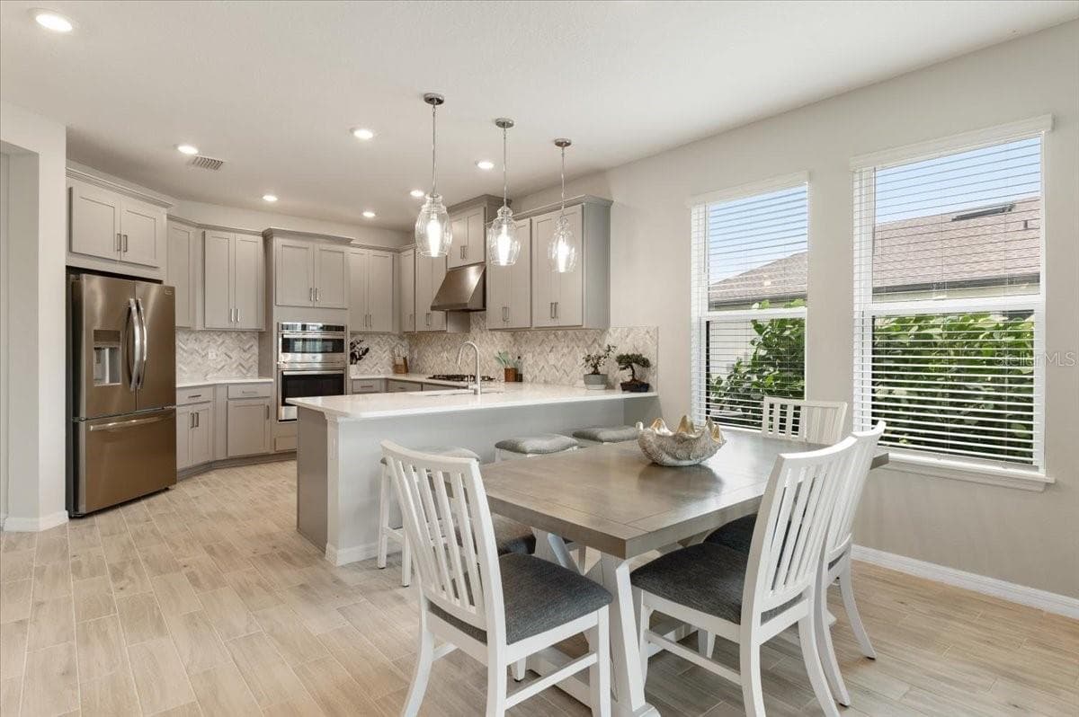 Single Family Residence at 9016 TEQUILA SUNRISE DR, SARASOTA, photo 15 of 69