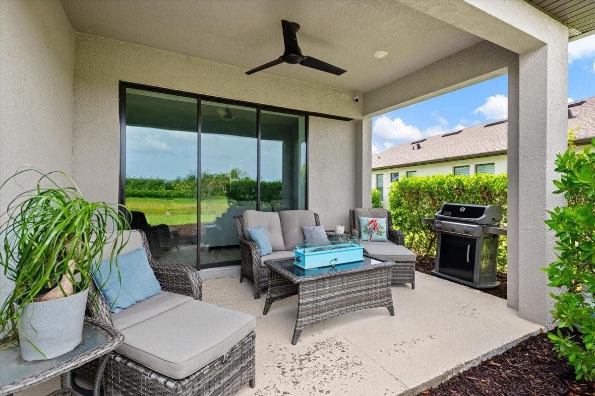 Single Family Residence at 9016 TEQUILA SUNRISE DR, SARASOTA, photo 42 of 69