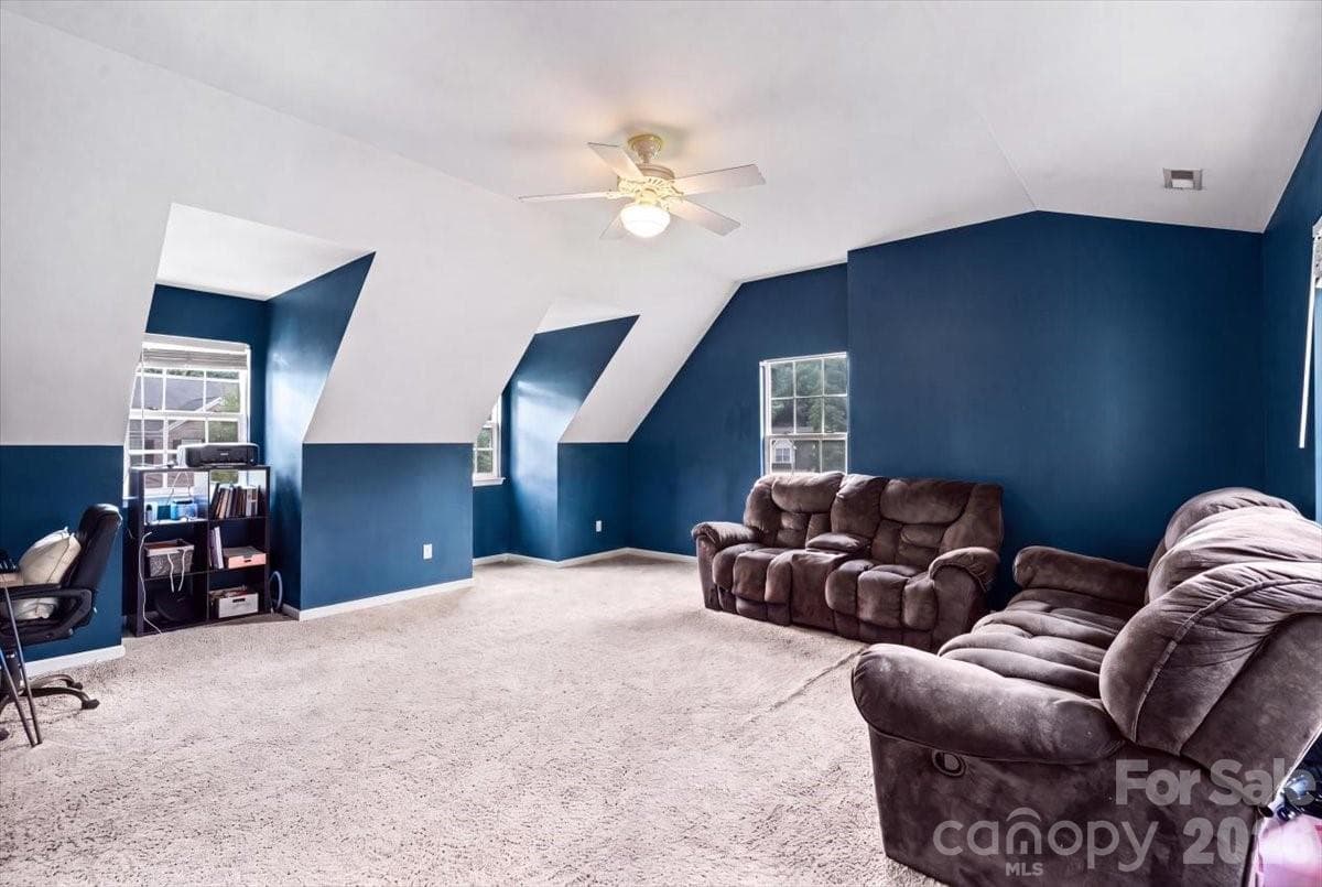 Single Family Residence at 9025 Davis Crossing Court, Charlotte, photo 18 of 24