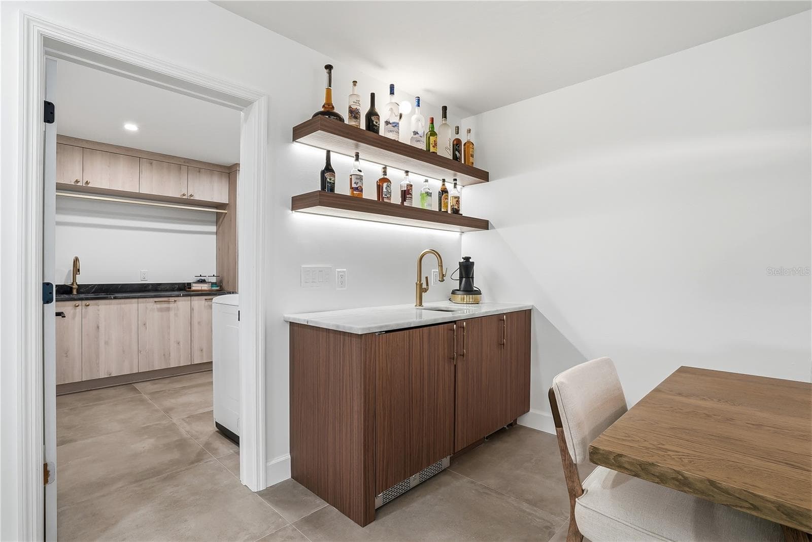 Wet Bar with Ice Machine and Laundry Beyond - 3896 42ND AVE S, ST PETERSBURG