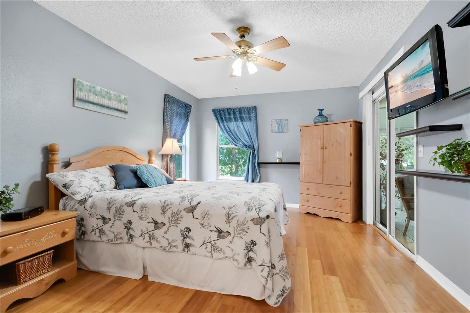 Single Family Residence at 228 GRAND VISTA TRL, LEESBURG, photo 19 of 55