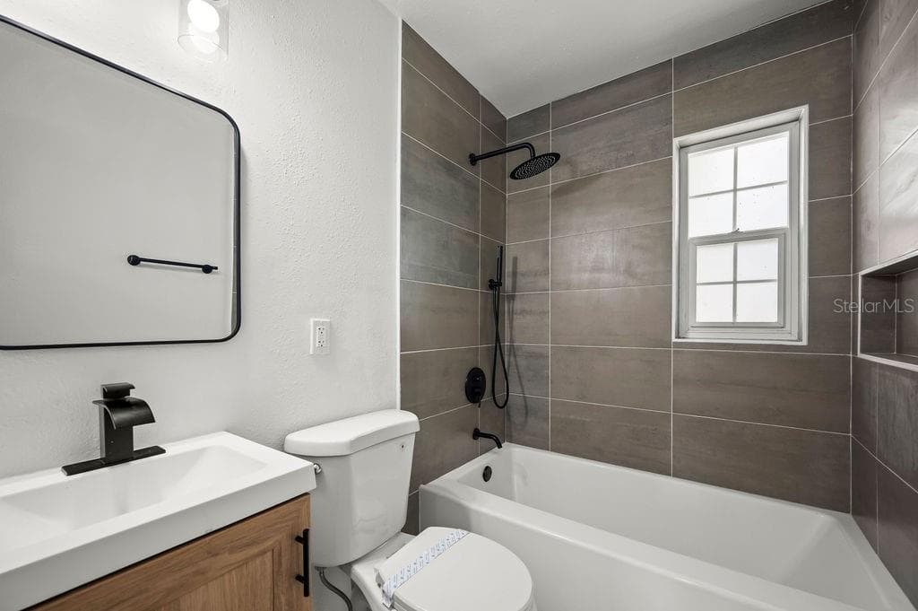 Single Family Residence at 2204 SHELBY DR, MELBOURNE, photo 19 of 28