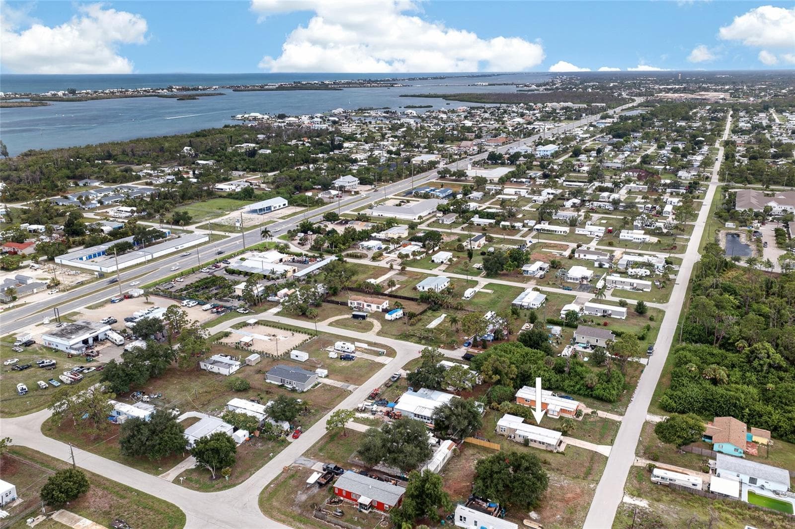 Mobile Home at 3160 10TH ST, ENGLEWOOD, photo 23 of 37