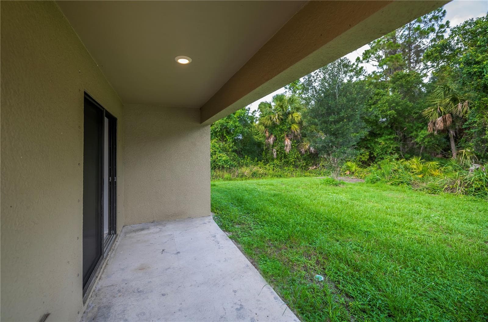 Spacious Covered Patio - 2555 ATWATER DR, NORTH PORT