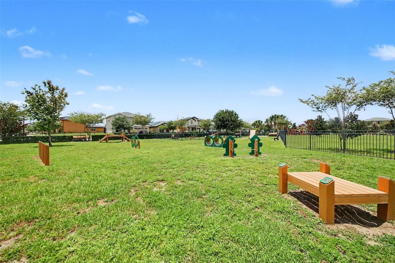 Community Dog Park - 2945 ELIO HAMMOCK DR, HARMONY