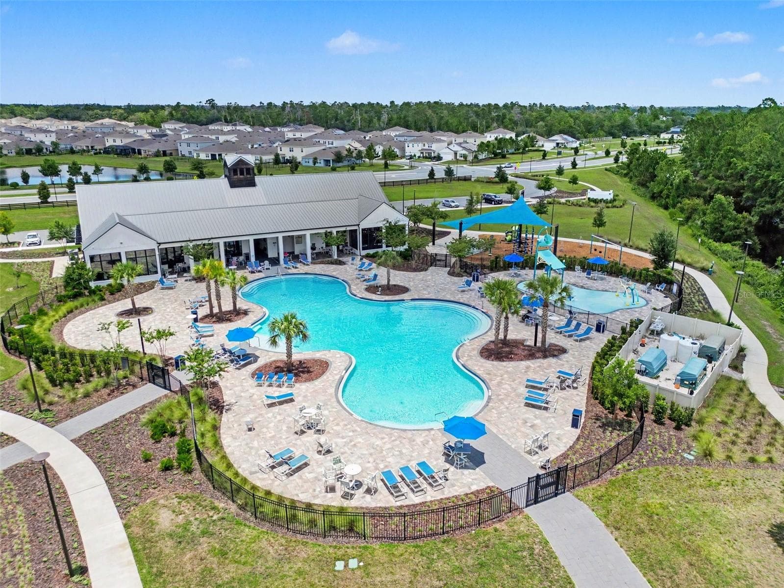 Community Pool - 2945 ELIO HAMMOCK DR, HARMONY