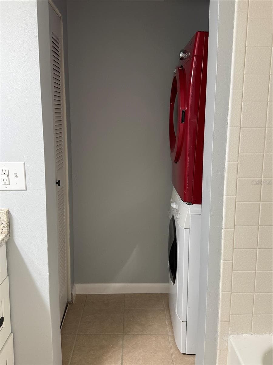 Condominium at 927 S PINE RIDGE CIR #G2, SANFORD, photo 14 of 19