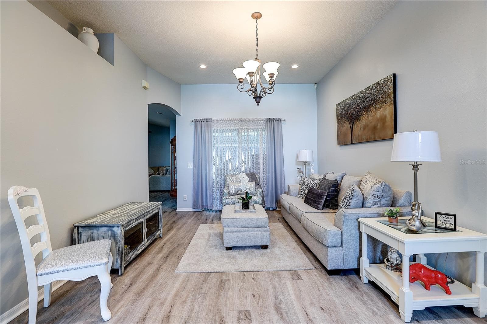 Single Family Residence at 2242 TOWERING OAKS CIR, SEFFNER, photo 5 of 43
