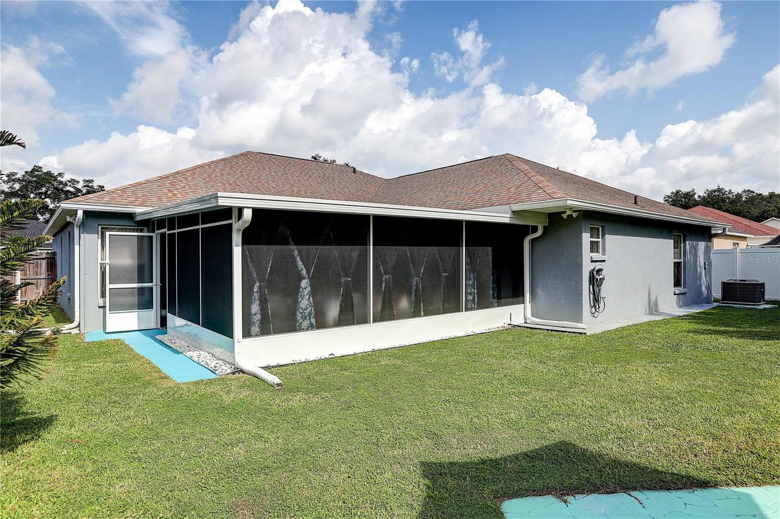 Single Family Residence at 2242 TOWERING OAKS CIR, SEFFNER, photo 33 of 43