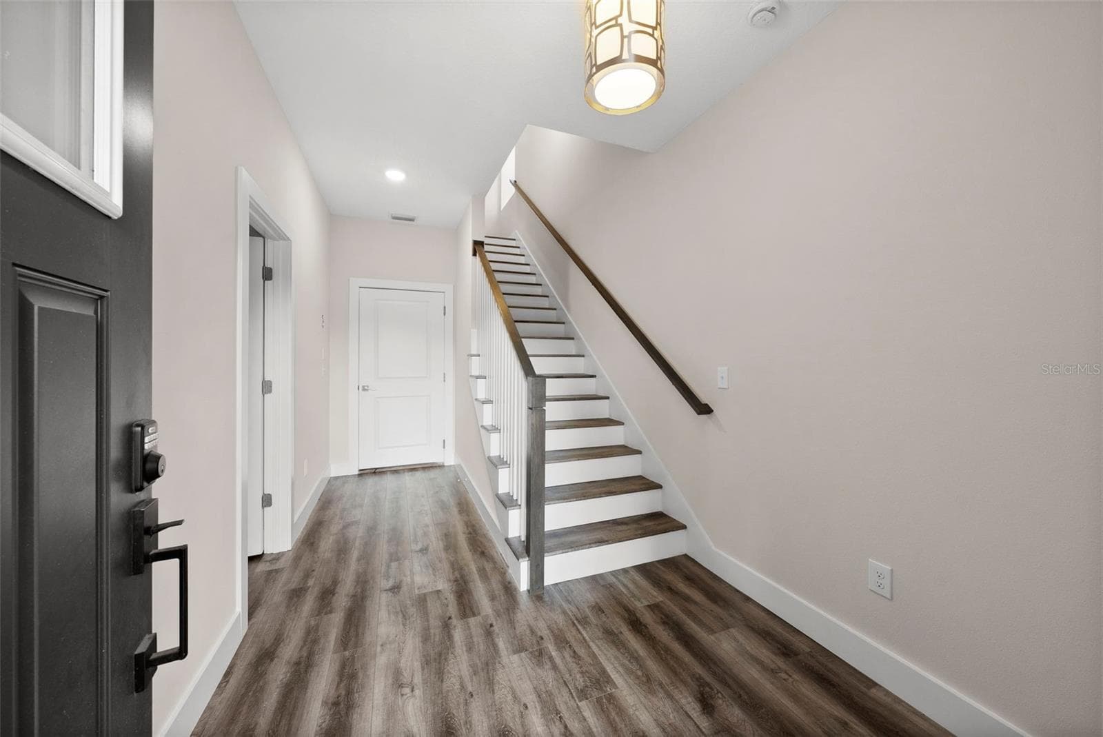 Townhouse at 3122 W AZEELE ST #3, TAMPA, photo 3 of 38