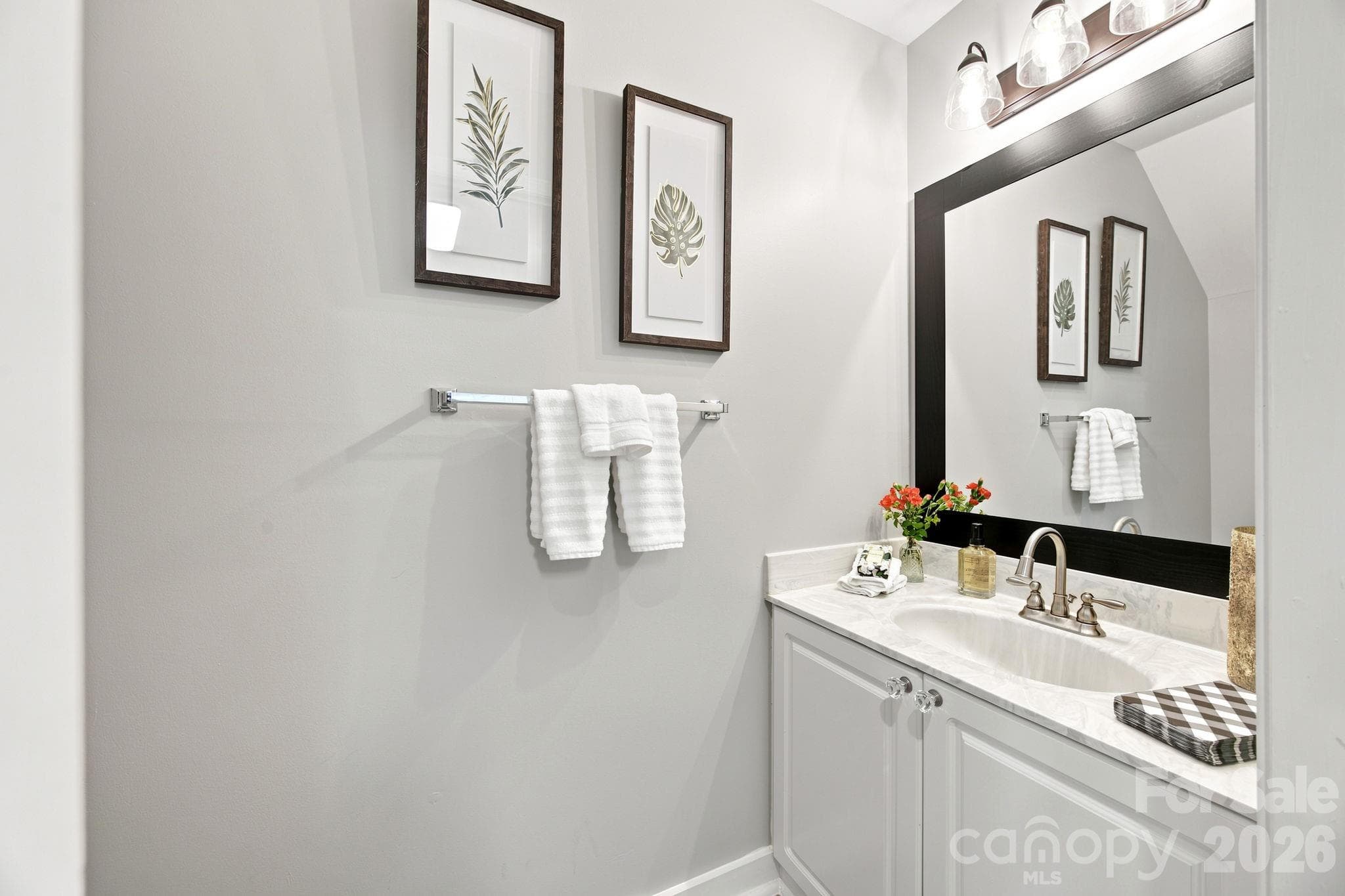 Townhouse at 18731 Silver Quay Drive, Cornelius, photo 10 of 36