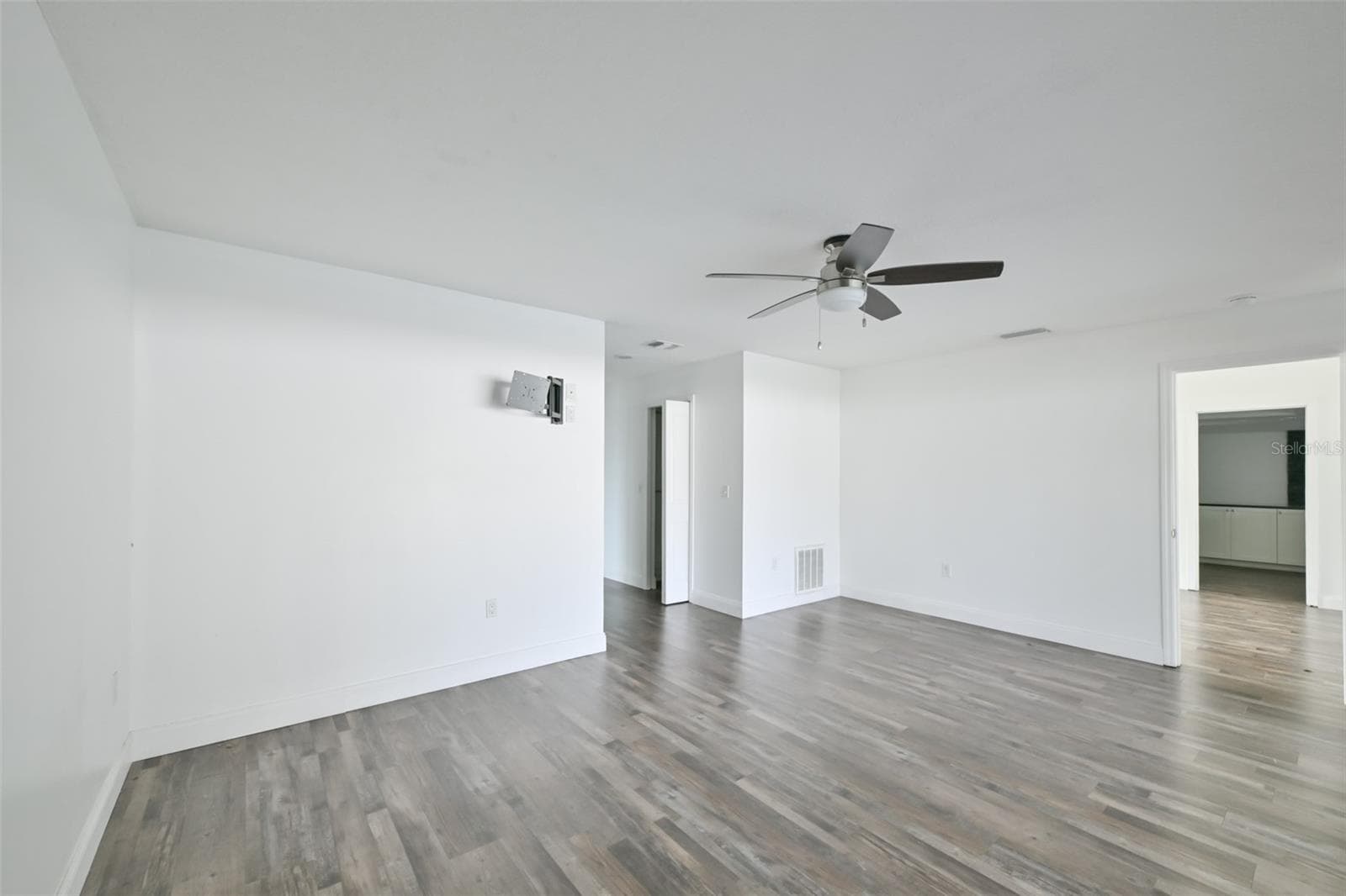Single Family Residence at 2701 HERNDON ST, VALRICO, photo 22 of 61