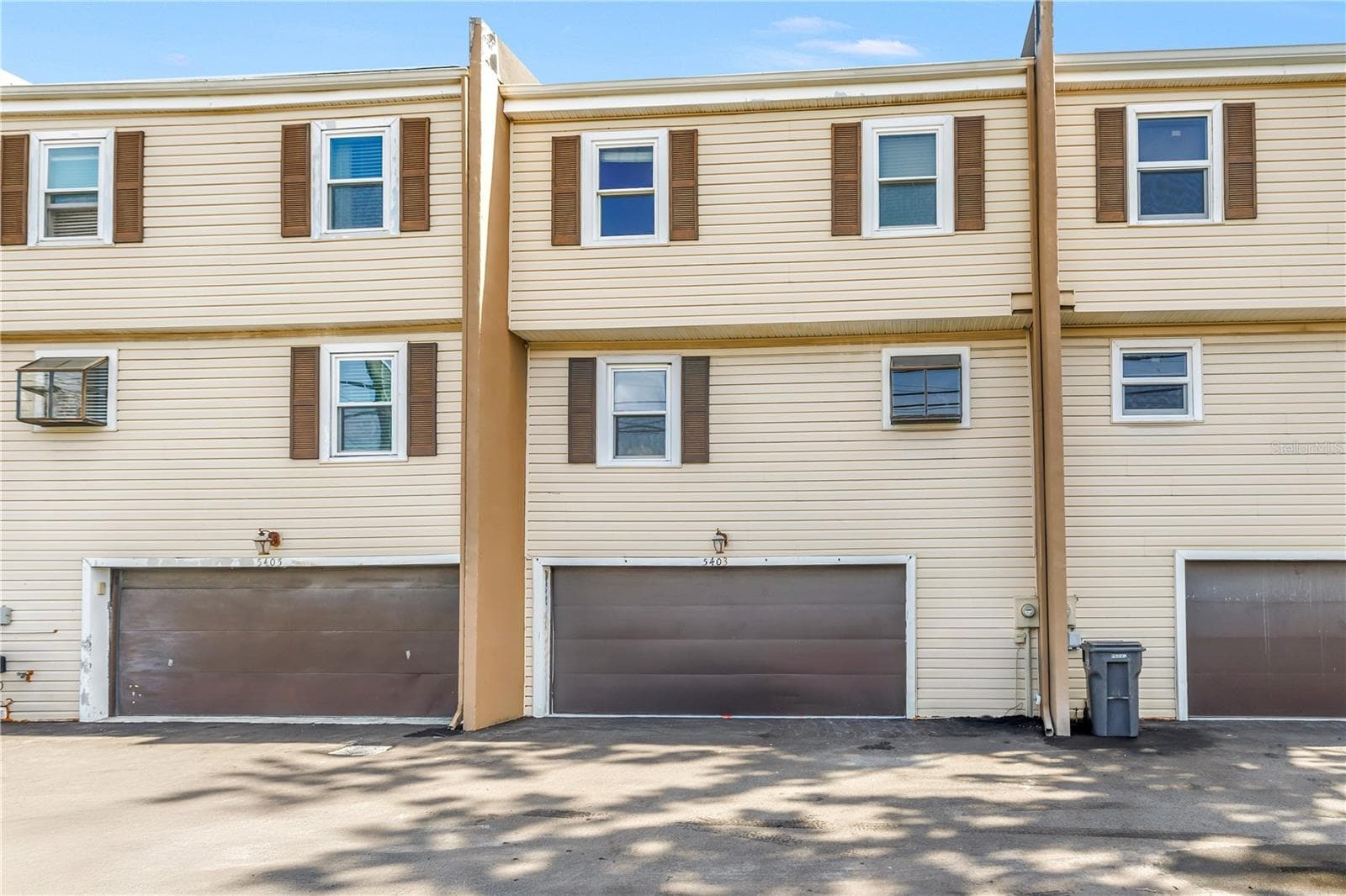 Condominium at 5403 SWEETWATER TERRACE CIR #5403, TAMPA, photo 3 of 38